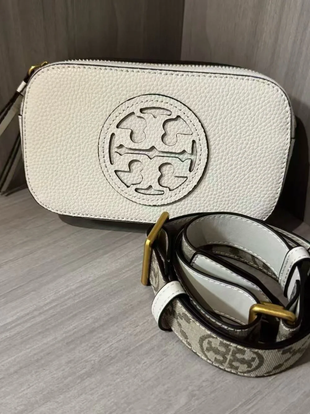 Tory Burch White Pebbled Leather Logo Crossbody with Patterned Strap